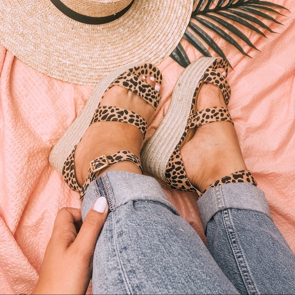 Shoes - Sz 10 left! XOXO | Platform Sandals Cheetah